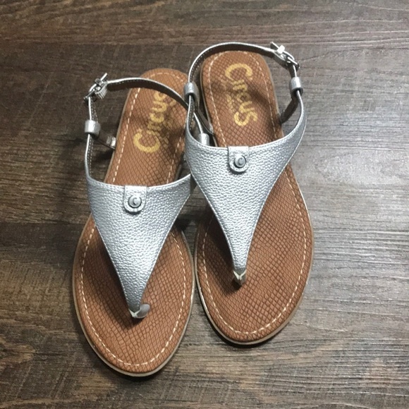 🔥$SALE$🔥 Sam Edelman Silver Sandals - Picture 1 of 6